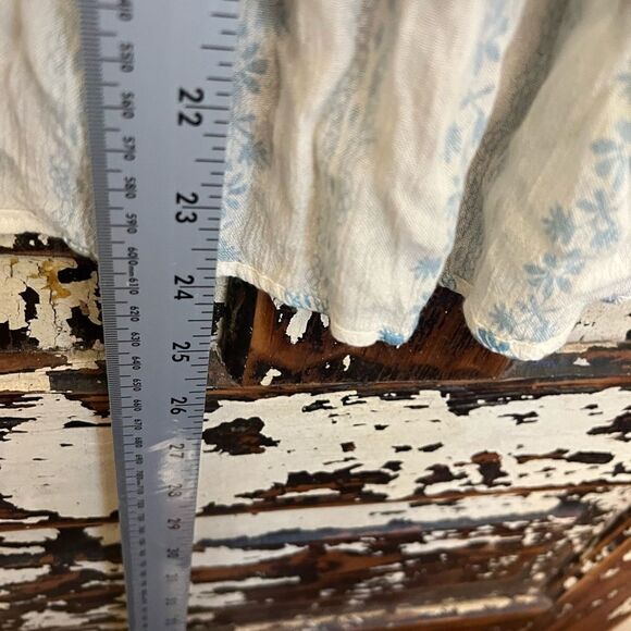 NWT sweet Boho women’s Blouse. Size Small. - Picture 13 of 14